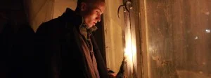 Димитър Николов в ролята на бездомника Христо.